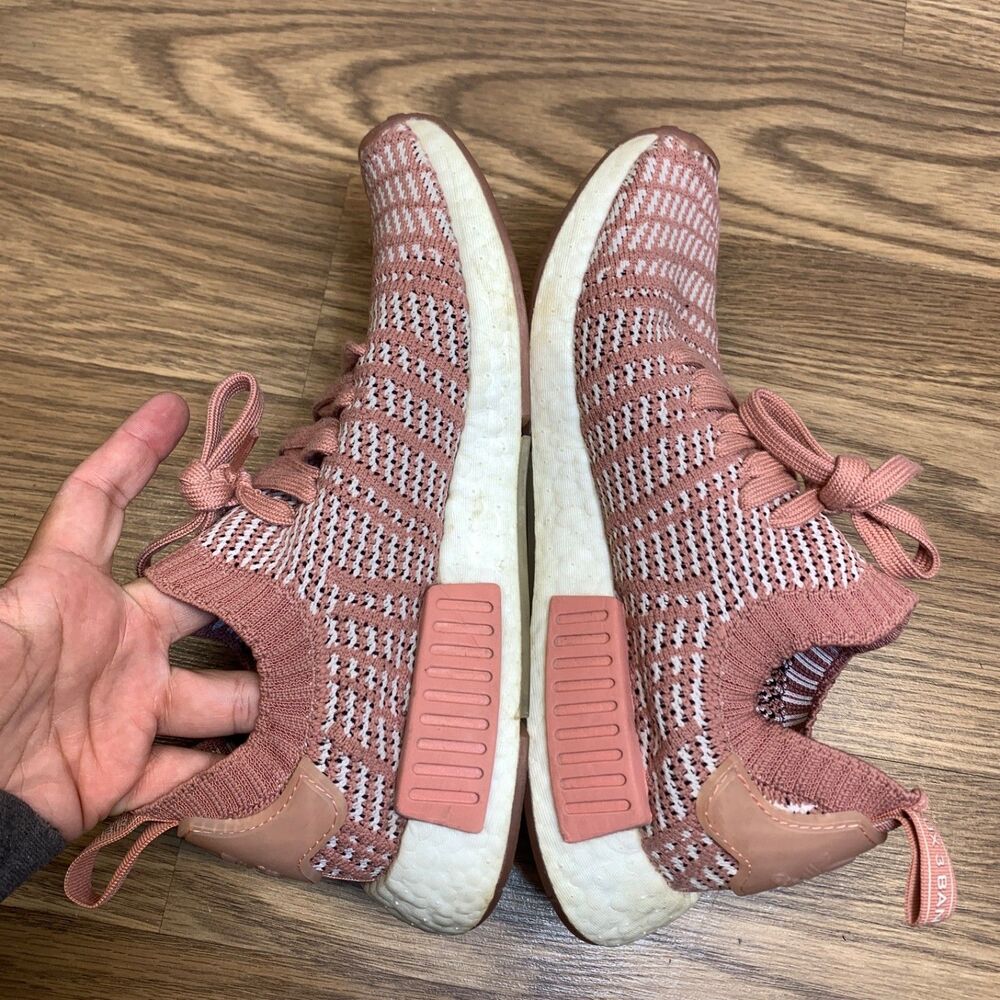 adidas NMD R1 STLT Primeknit Ash Pink Womens Size 7 #CQ2028 Sneakers Shoes - Picture 3 of 9